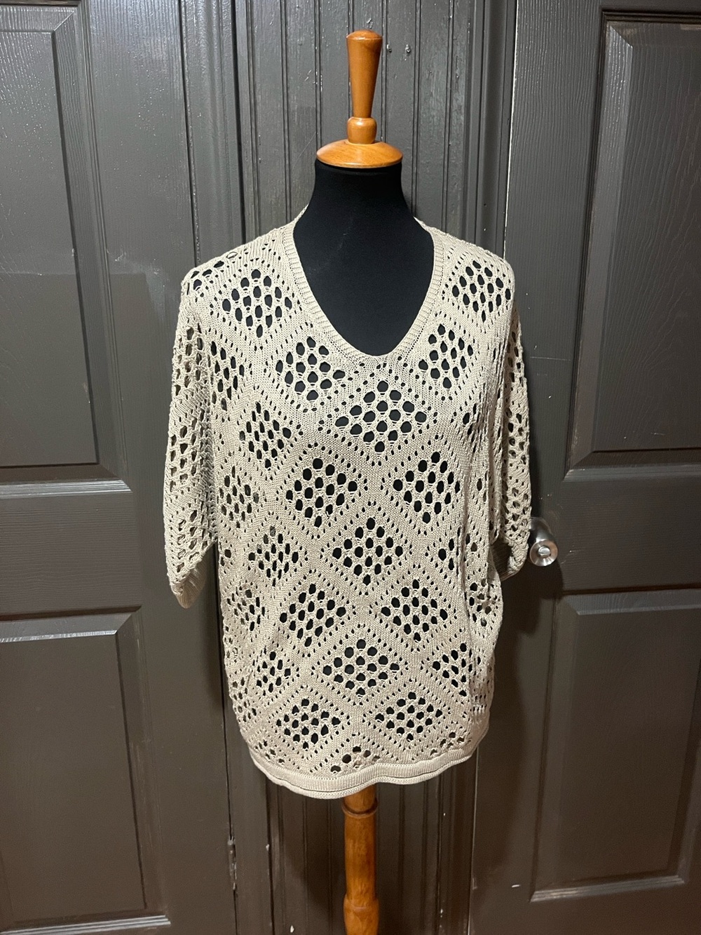 Open-Knit V-Neck Women’s Sweater in Cream
